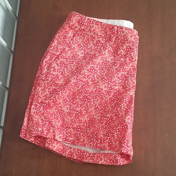 Old Navy Shorts - Picture 3 of 3